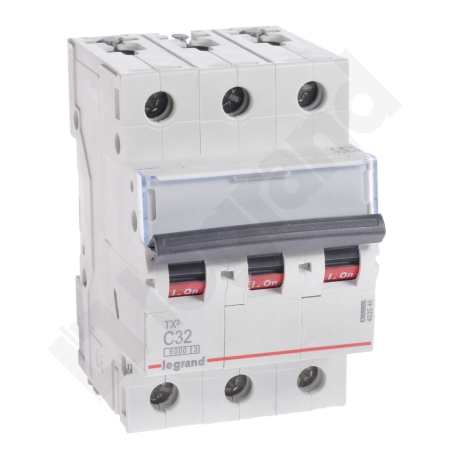 S303 TX3 WYŁĄCZNIK NADPRĄDOWY C 32A 3P 3M 6KA