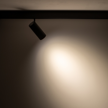 LVM SPOT LED CZARNY OPRAWA SYSTEMOWA SPOT JEDNOOBWODOWA MAGNETY LED 9W 3000K 780LM IP20 AL/ TWORZYWO