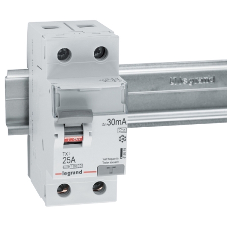 P302 TX3 25A/ 30MA/A WYŁĄCZNIK RÓŻNICOWY 25A 2P 2M 30MA A 10KA