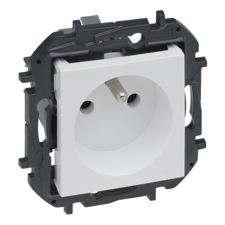 NILOE STEP MODUŁ BIAŁY GNIAZDO 1X Z/U Z PRZESŁONAMI ZACISKI SPRĘŻYNOWE 16A 250V